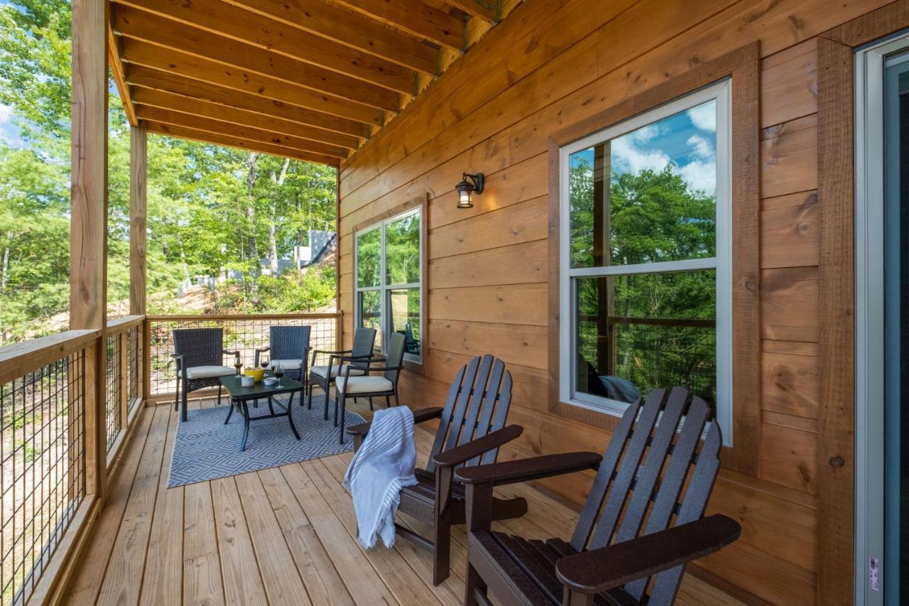 New / 3 King Suites / Sleeps12 / View / 5 Mi To Pf / Hot Tub Sevierville Eksteriør billede