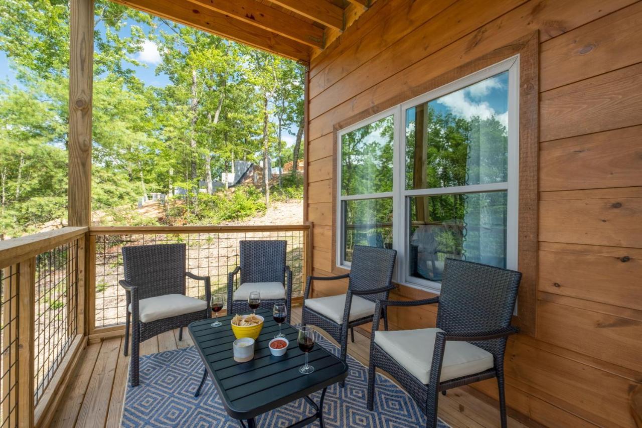 New / 3 King Suites / Sleeps12 / View / 5 Mi To Pf / Hot Tub Sevierville Eksteriør billede