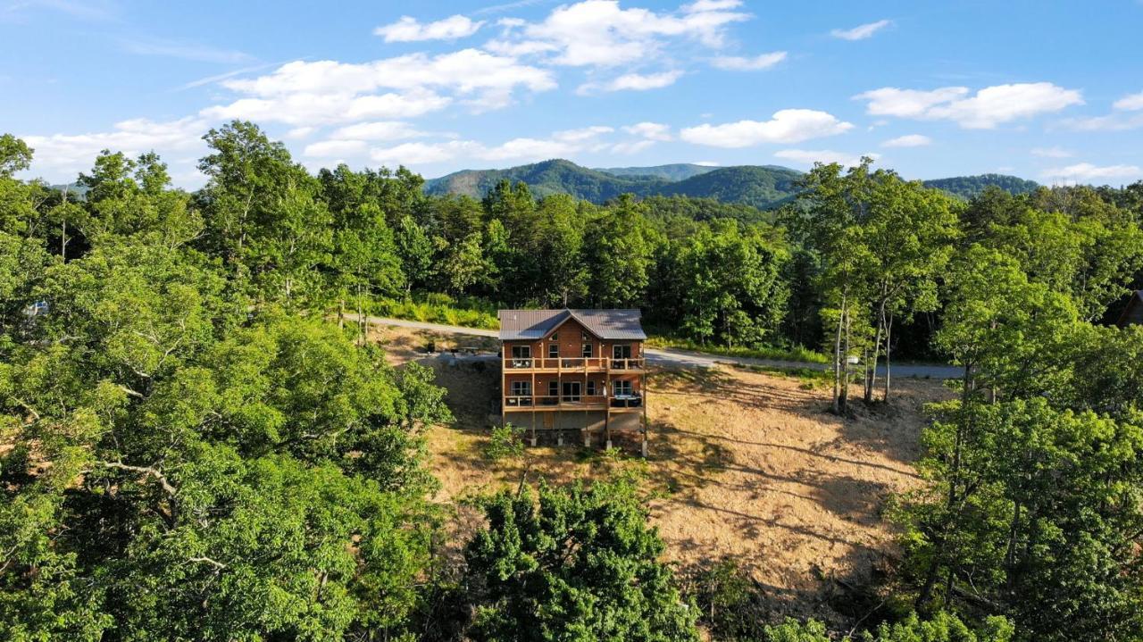 New / 3 King Suites / Sleeps12 / View / 5 Mi To Pf / Hot Tub Sevierville Eksteriør billede